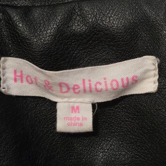 Hot & Delicious Cropped Faux Leather Jacket W/ Front Patches - Black, M - Picture 7 of 9